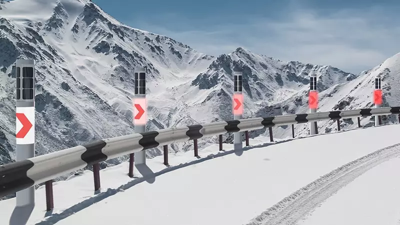 NxT Road safety - solar-powered warning lights. jpg