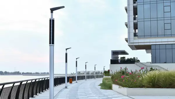 Solar power Soluxio street lighting